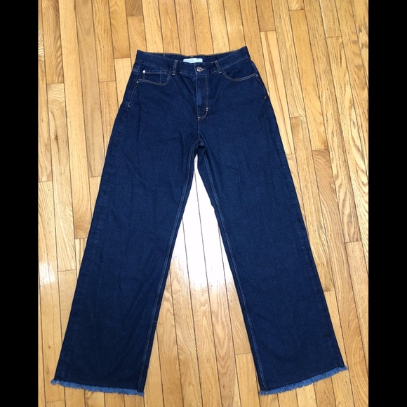 Zara Basic Z1975 Denim with Frayed Hem - Picture 6 of 8